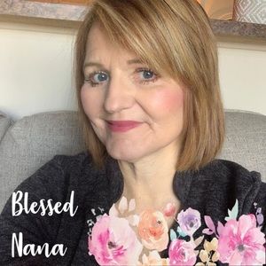 Meet your Posher, Suzanne